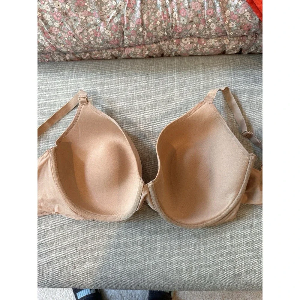 Vintage 2010 Victoria's Secret The Nakeds Perfect Coverage Smooth Bra 38DD Nude